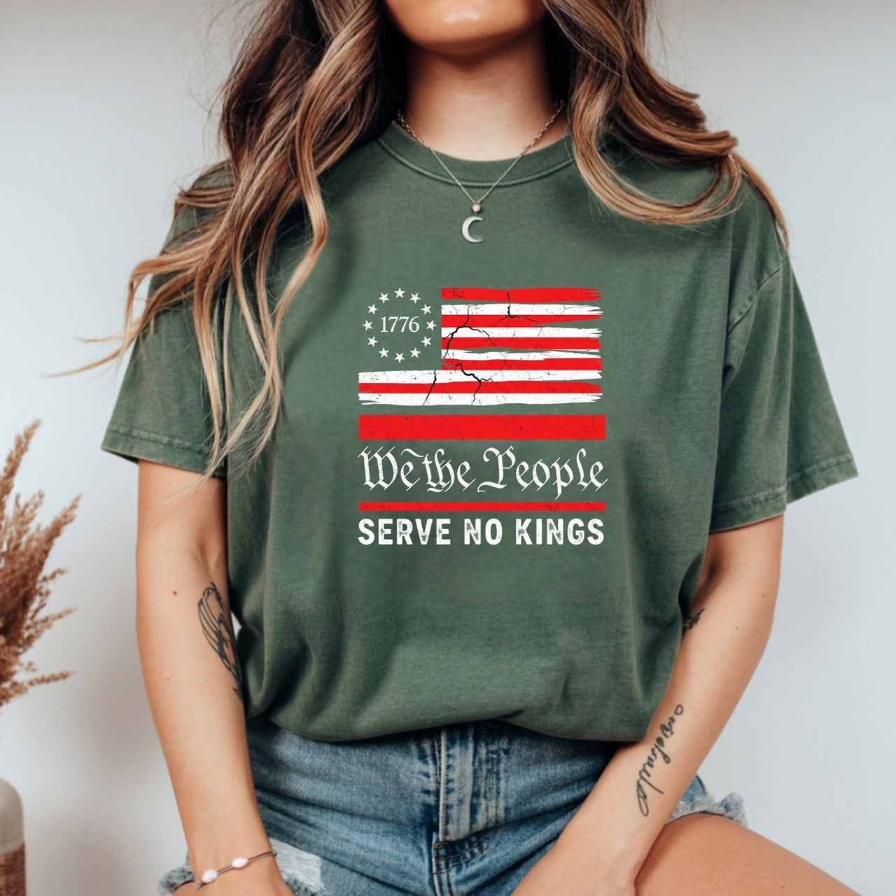 We The People Serve No Kings T-Shirt – Patriotic Freedom Graphic Tee
