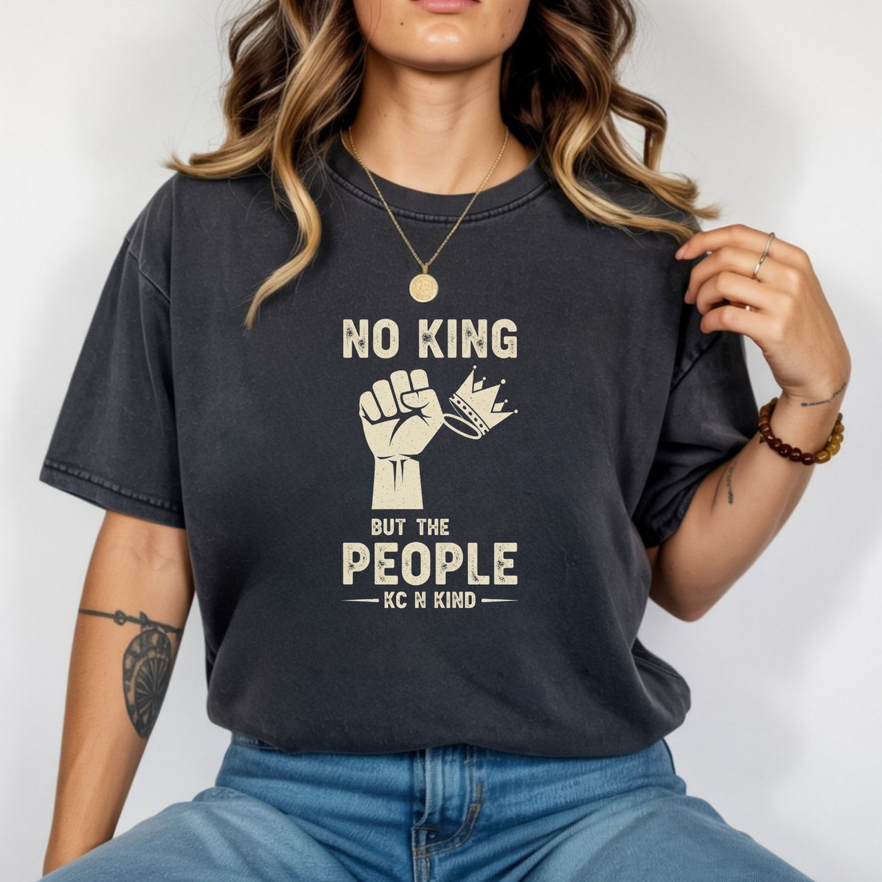 No Kings No Tyrants T-Shirt – Pro-Freedom Democracy Tee – Equality Graphic Shirt