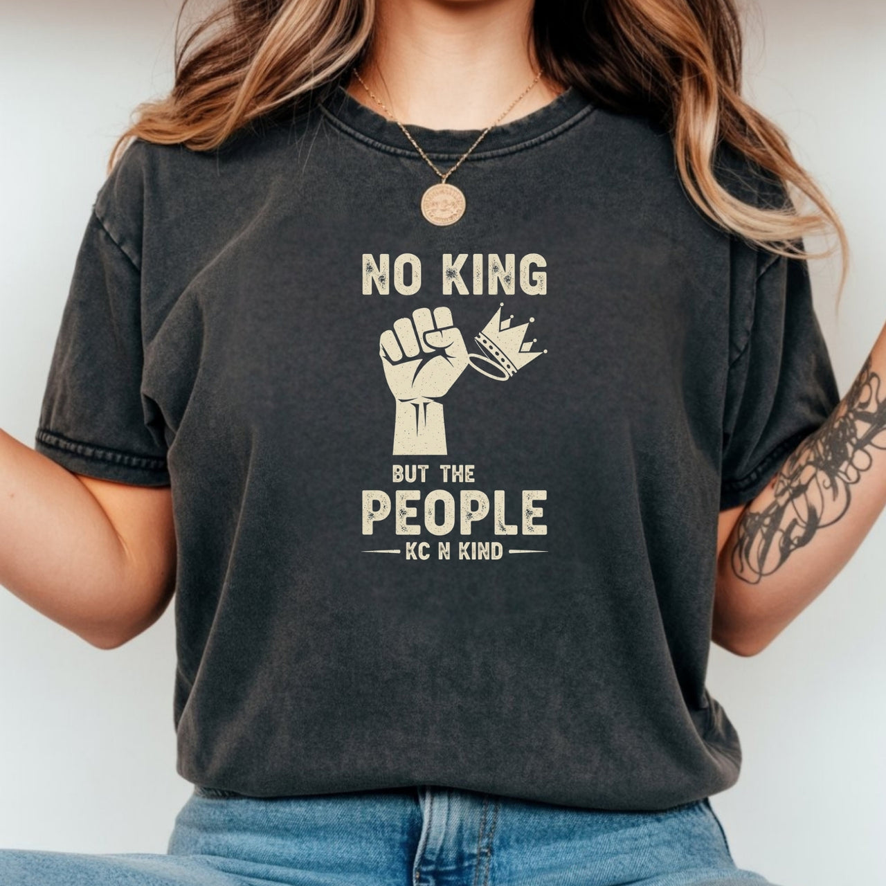 No Kings No Tyrants T-Shirt – Pro-Freedom Democracy Tee – Equality Graphic Shirt