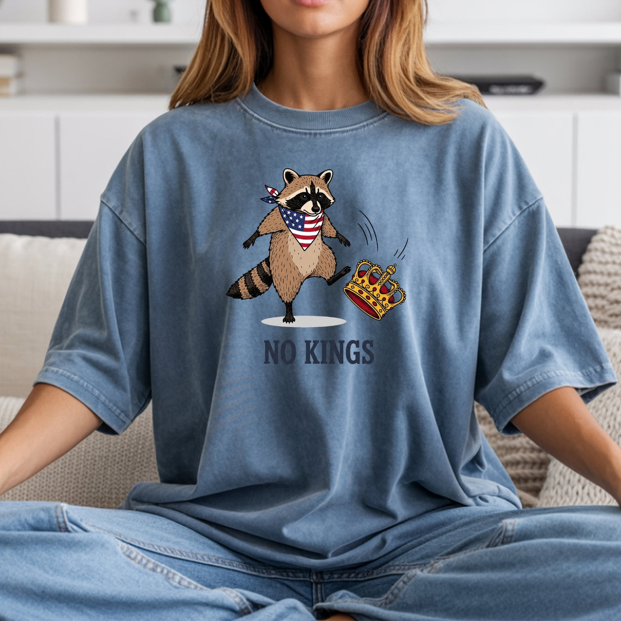 No Kings Raccoon T-Shirt – Funny American Rebel Tee – Patriotic Humor Graphic Top