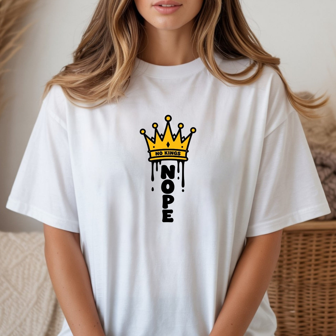 No Kings T-Shirt – Crown Graphic Tee, Patriotic Freedom Protest Design