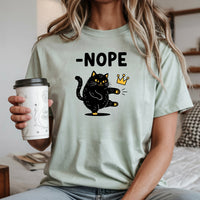 Black Cat Parody T-Shirt – No Kings in America Funny Satire Tee