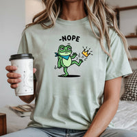 No King Sarcastic Frog Graphic Tee – Nope Crown Kick Unisex Top