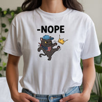 No Kings in America Tee – Black Cat Parody Shirt – Liberty & Humor Graphic Top