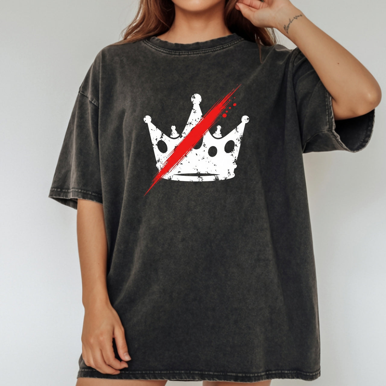 No Kings in America T-Shirt – Crown Graphic Tee Freedom Statement Shirt