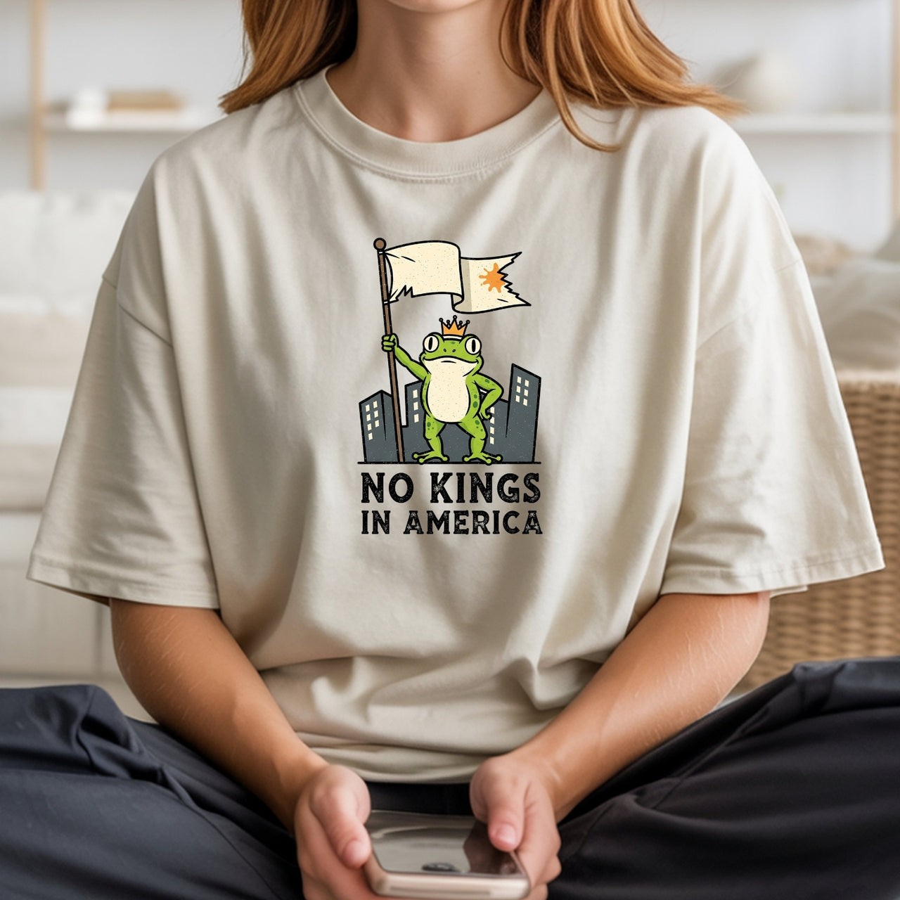 No Kings in America Frog T-Shirt – Rebellious Cartoon Graphic Tee – Funny Freedom Design