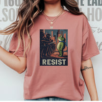 Resist Portland Frog Shirt – Funny Rebel Graphic Tee – No Kings Freedom Design
