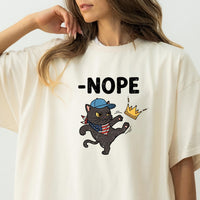 No Kings in America Tee – Black Cat Parody Shirt – Liberty & Humor Graphic Top