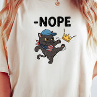 No Kings in America Tee – Black Cat Parody Shirt – Liberty & Humor Graphic Top