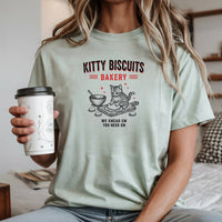 Funny Kitty Biscuits Bakery T-Shirt – We Knead Em, You Knead Em Cat Lover Tee
