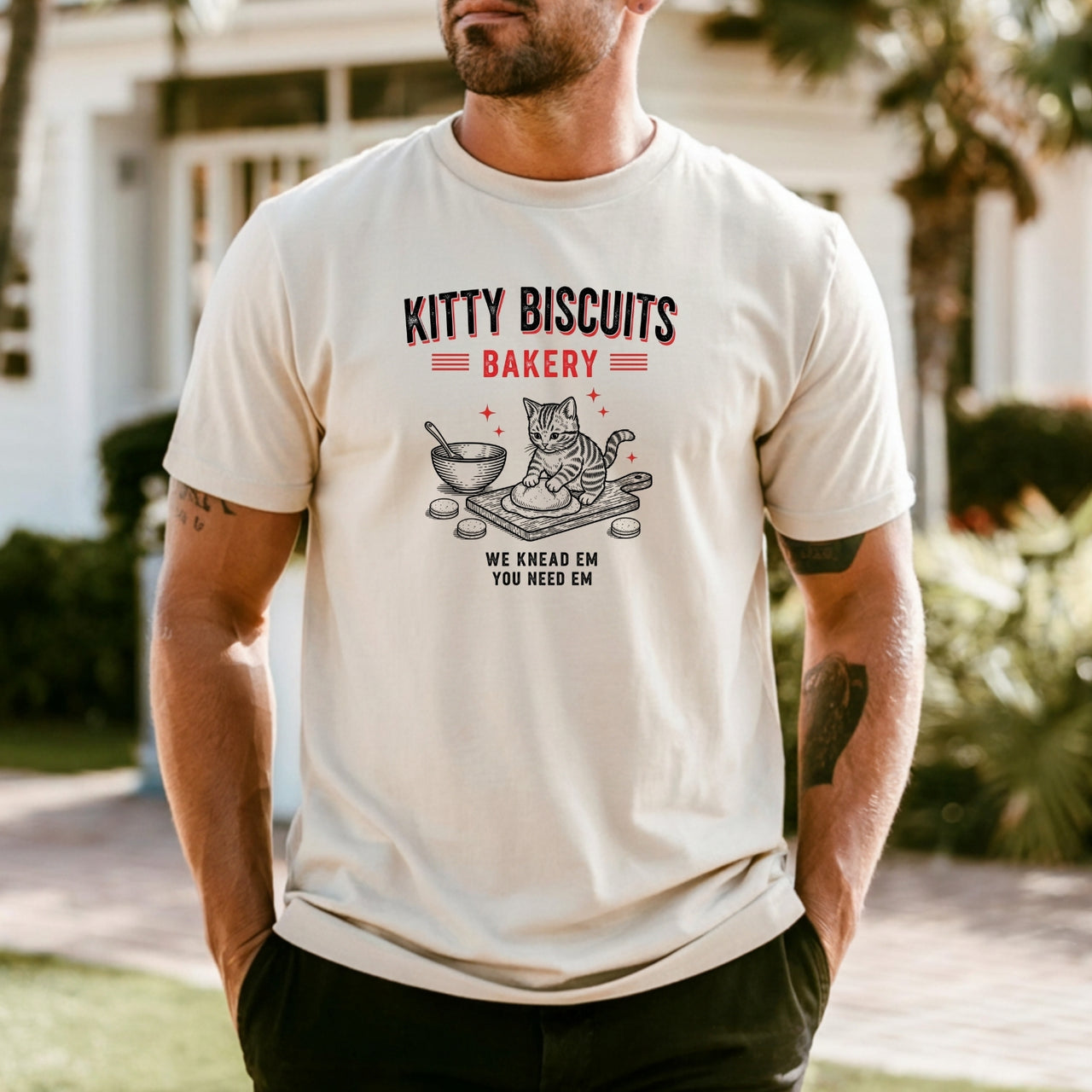 Funny Kitty Biscuits Bakery T-Shirt – We Knead Em, You Knead Em Cat Lover Tee