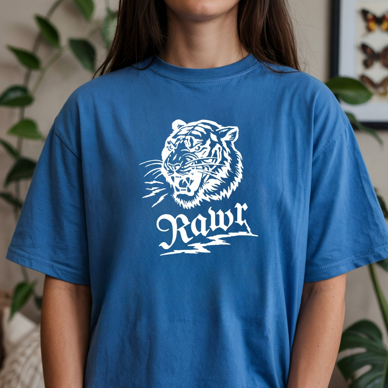 Vintage Rawr Roaring Tiger T-Shirt - Retro 90s Grunge Wild Animal Graphic Tee