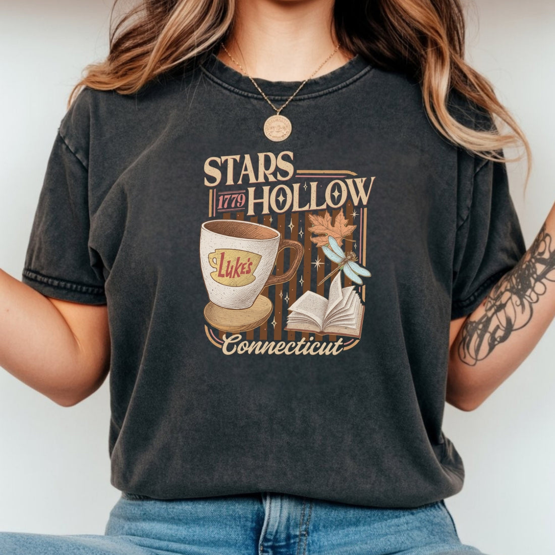 Stars Hollow Coffee Shop T-Shirt – Vintage Connecticut Tee – Retro Small Town Cafe Style