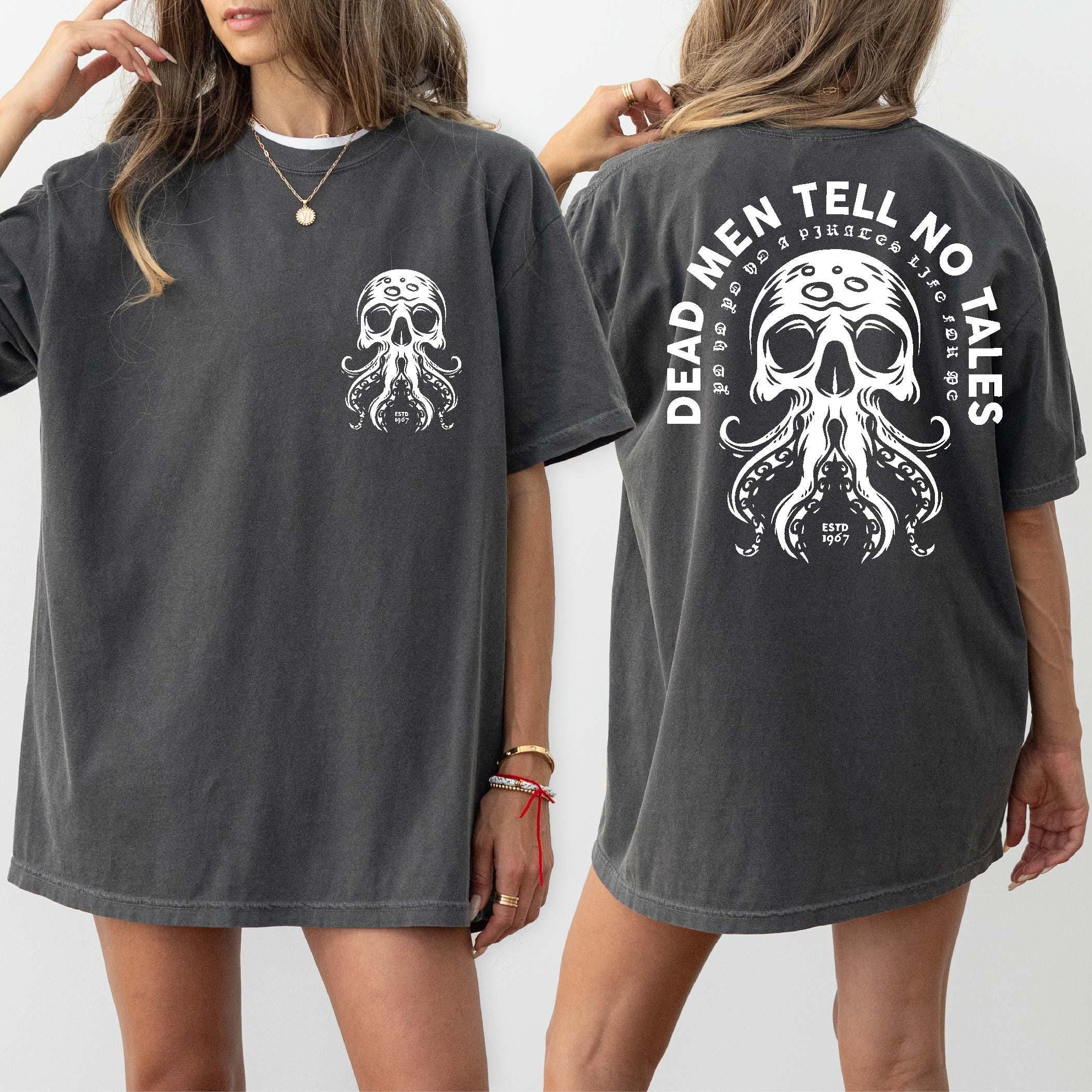 Vintage Pirates of the Caribbean Inspired T-Shirt – Dead Men Tell No Tales Tee, Retro 90s Pirate Graphic Shirt