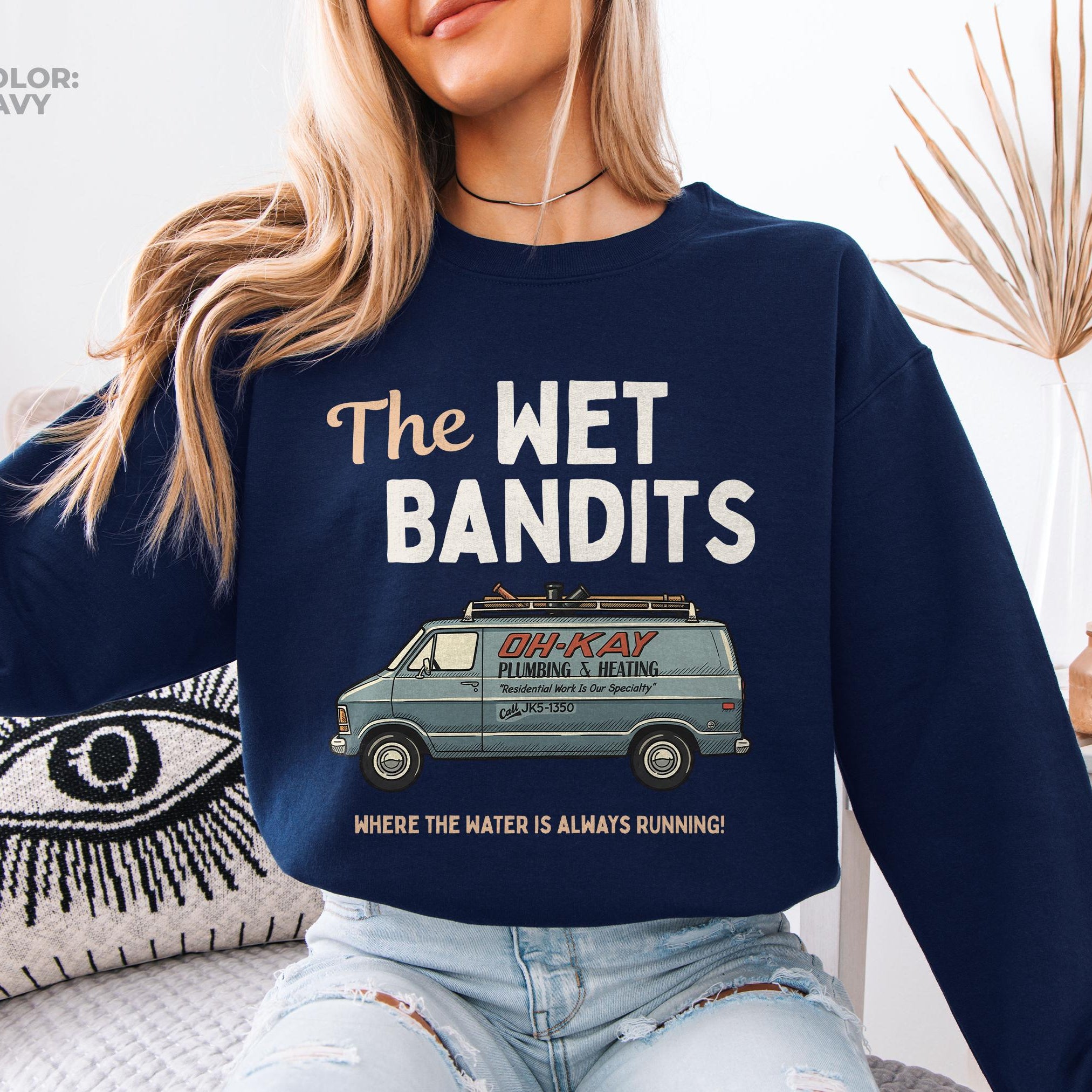 The Wet Bandits Christmas Sweatshirt – Funny Home Alone–Inspired 90s Xmas Movie Tee, Retro Holiday Gift