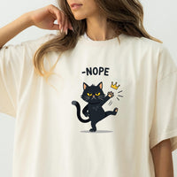No Kings in America Black Cat T-Shirt – Funny Patriotic Meme Tee – Independence Graphic Top
