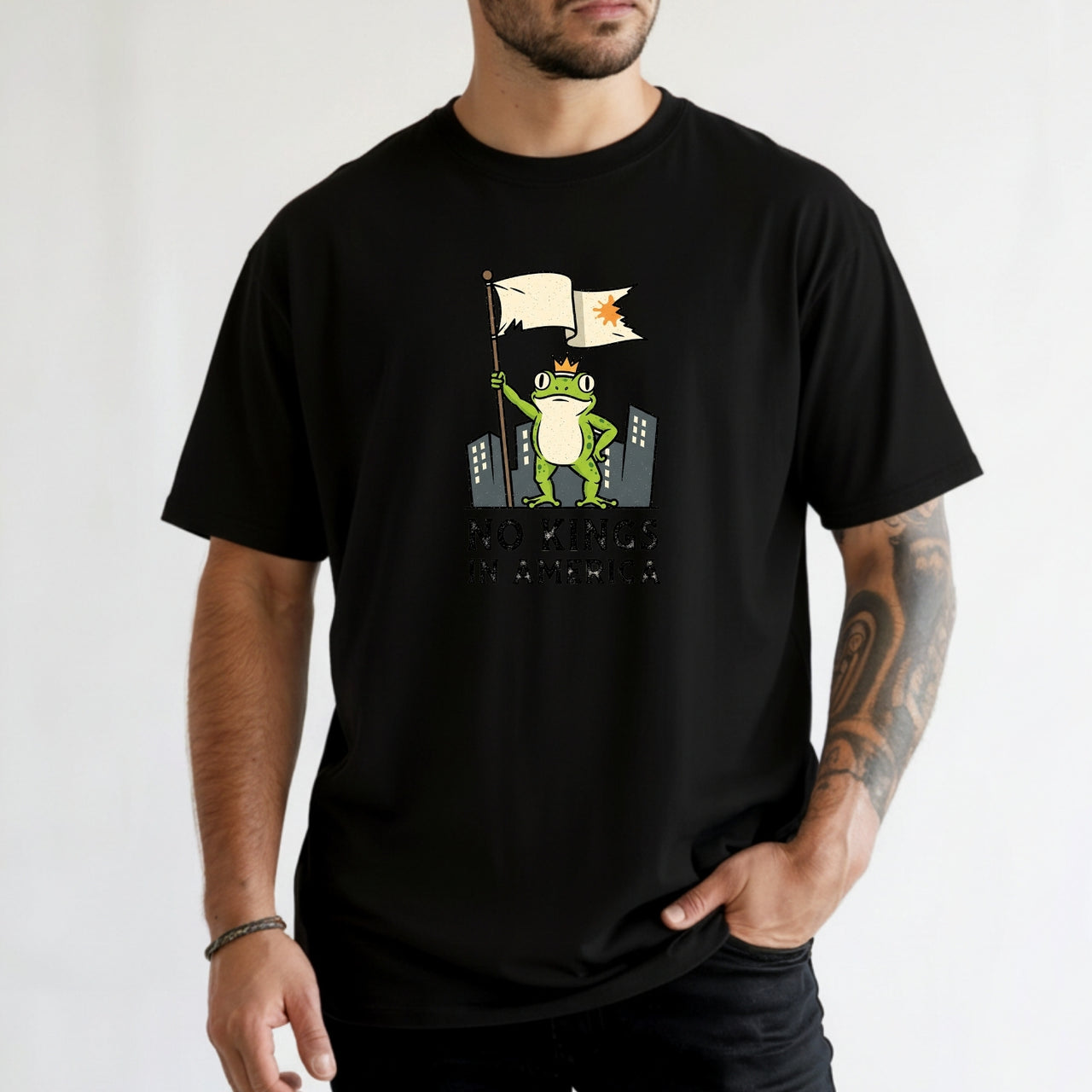 No Kings in America Frog T-Shirt – Rebellious Cartoon Graphic Tee – Funny Freedom Design