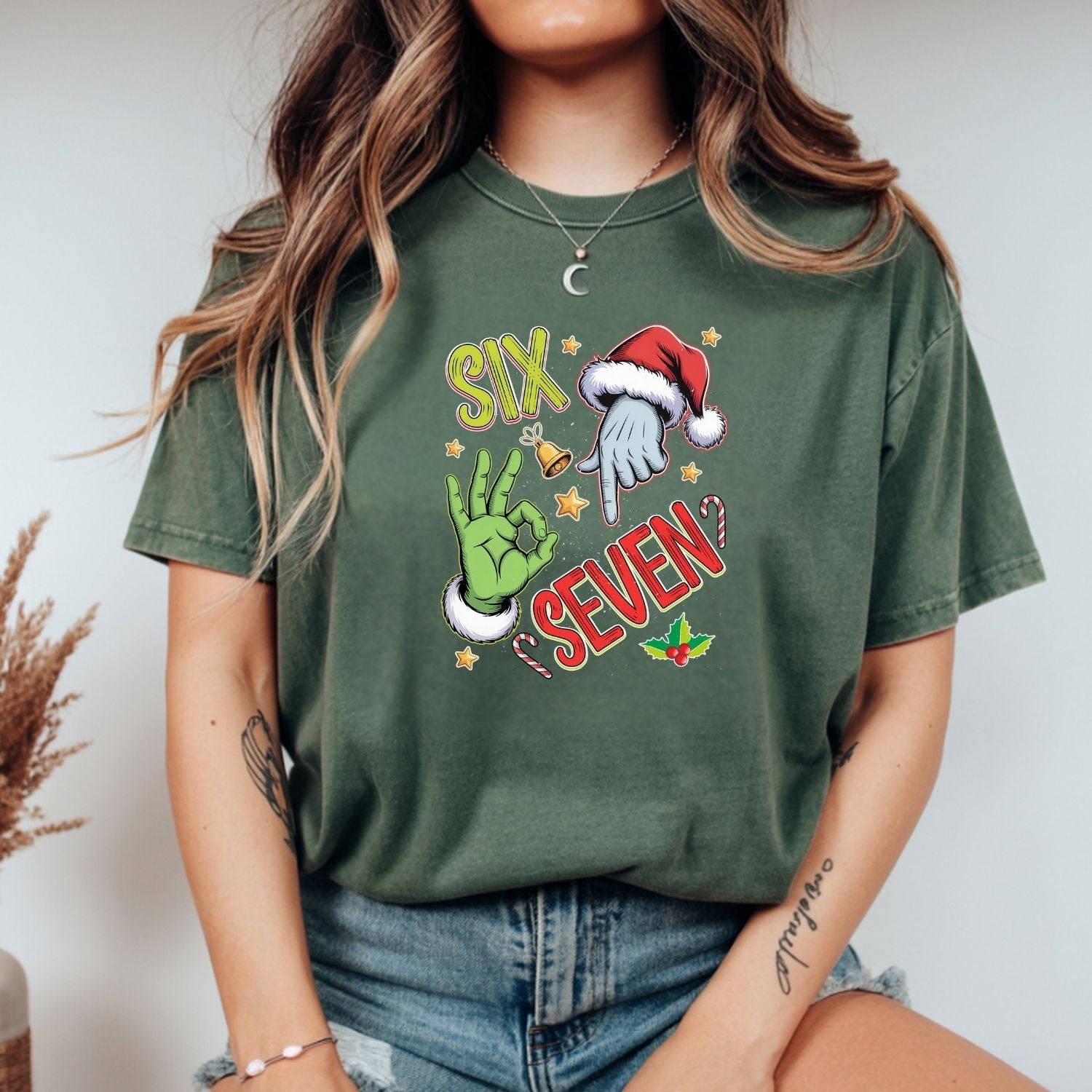6 7 Christmas T-Shirt – Funny Santa Meme Holiday Tee
