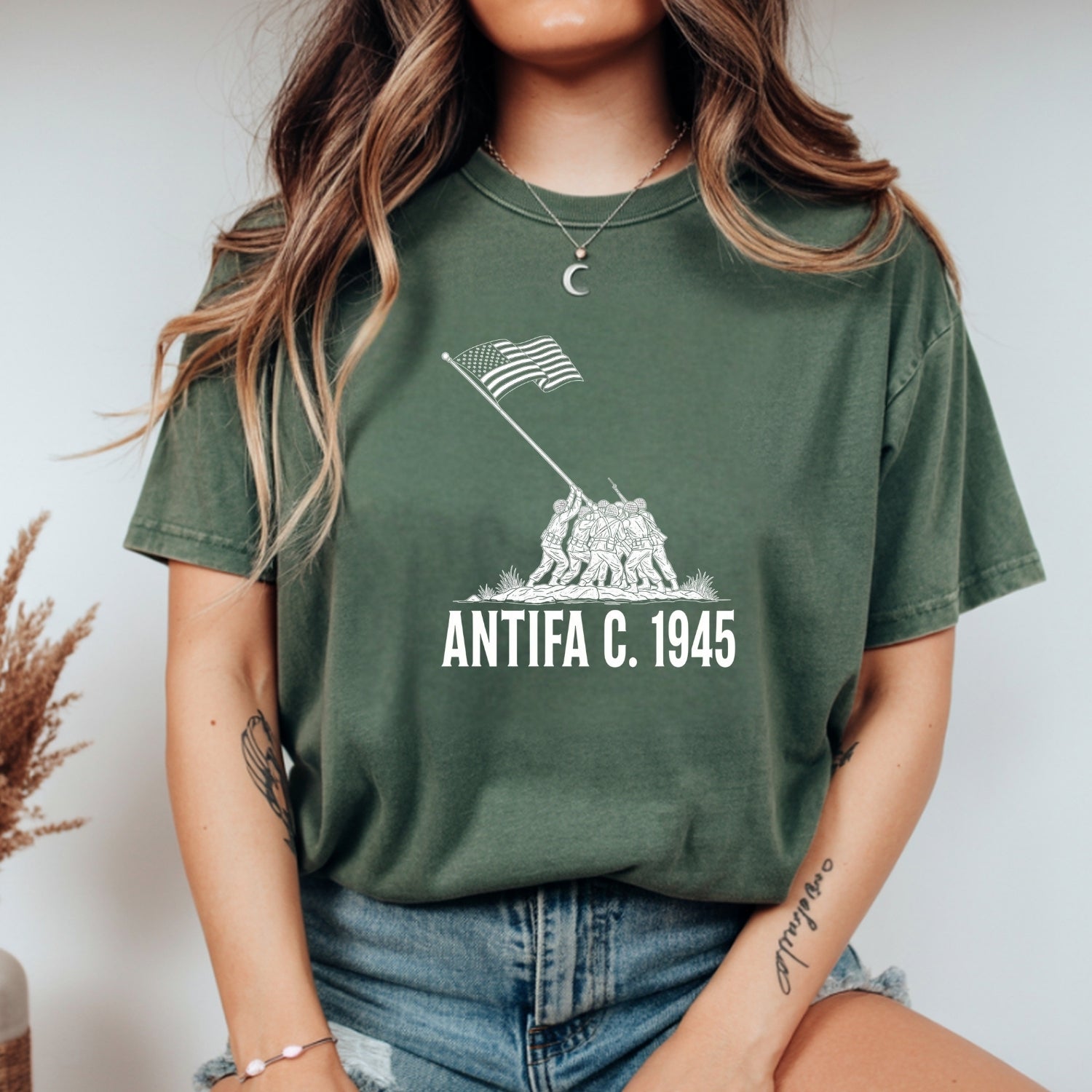 1945 Heritage Tee – Vintage Patriotic Shirt – Freedom & Unity Graphic Design