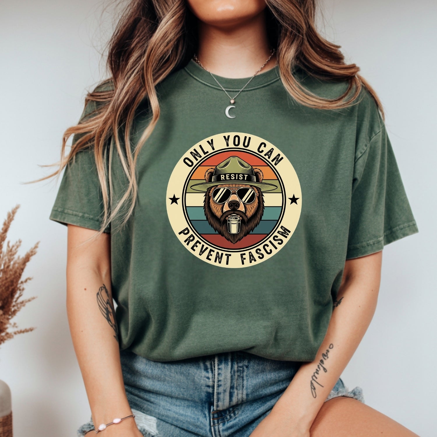 Retro Forest Ranger Bear T-Shirt – Funny Environmental Parody Tee – Vintage Nature Graphic