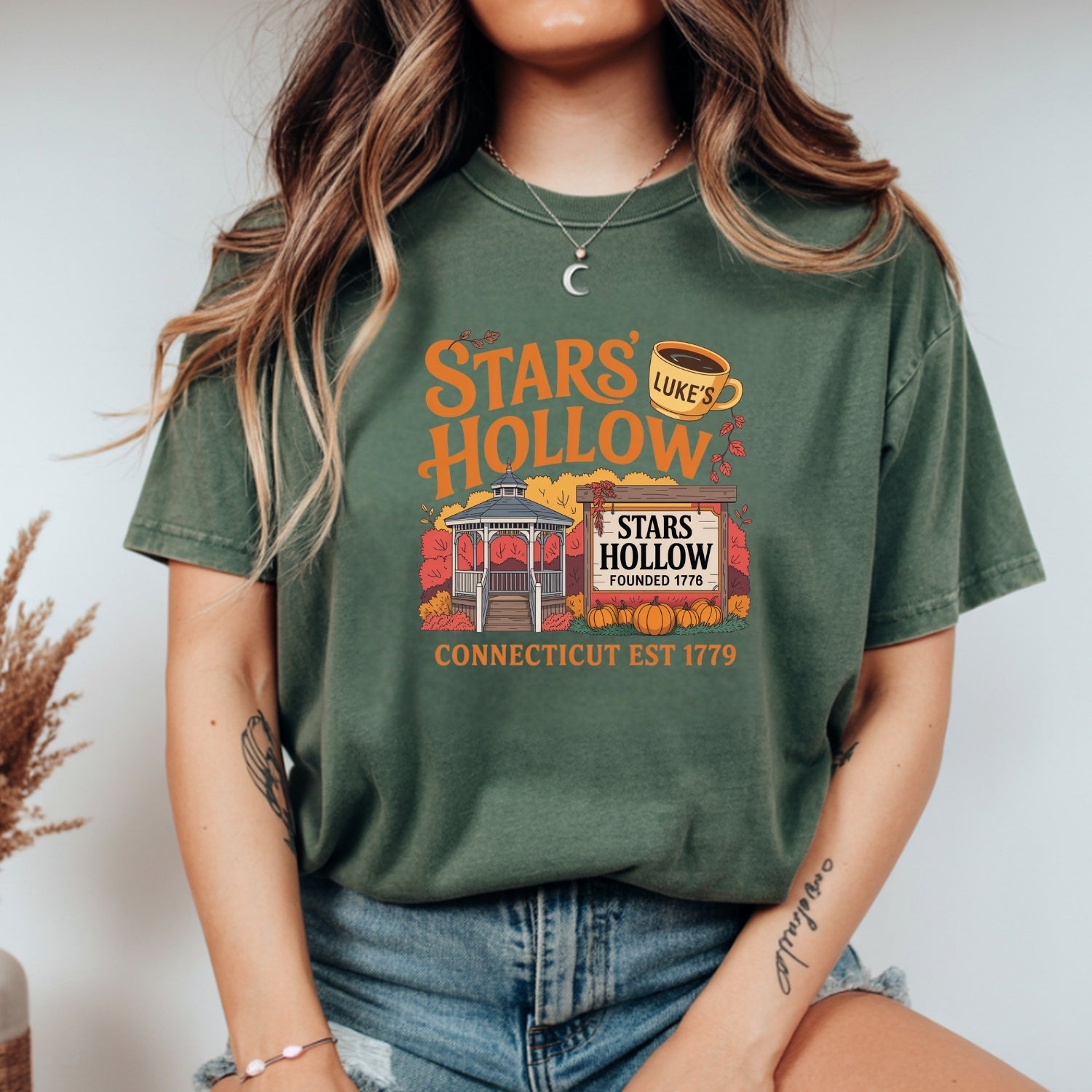Stars Hollow T-Shirt – Retro Coffee Lover Tee – Vintage Small Town Graphic Design