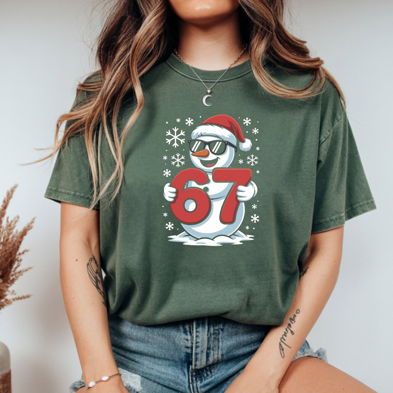Funny Snowman Six Seven T-Shirt – Christmas Meme Graphic Tee.png