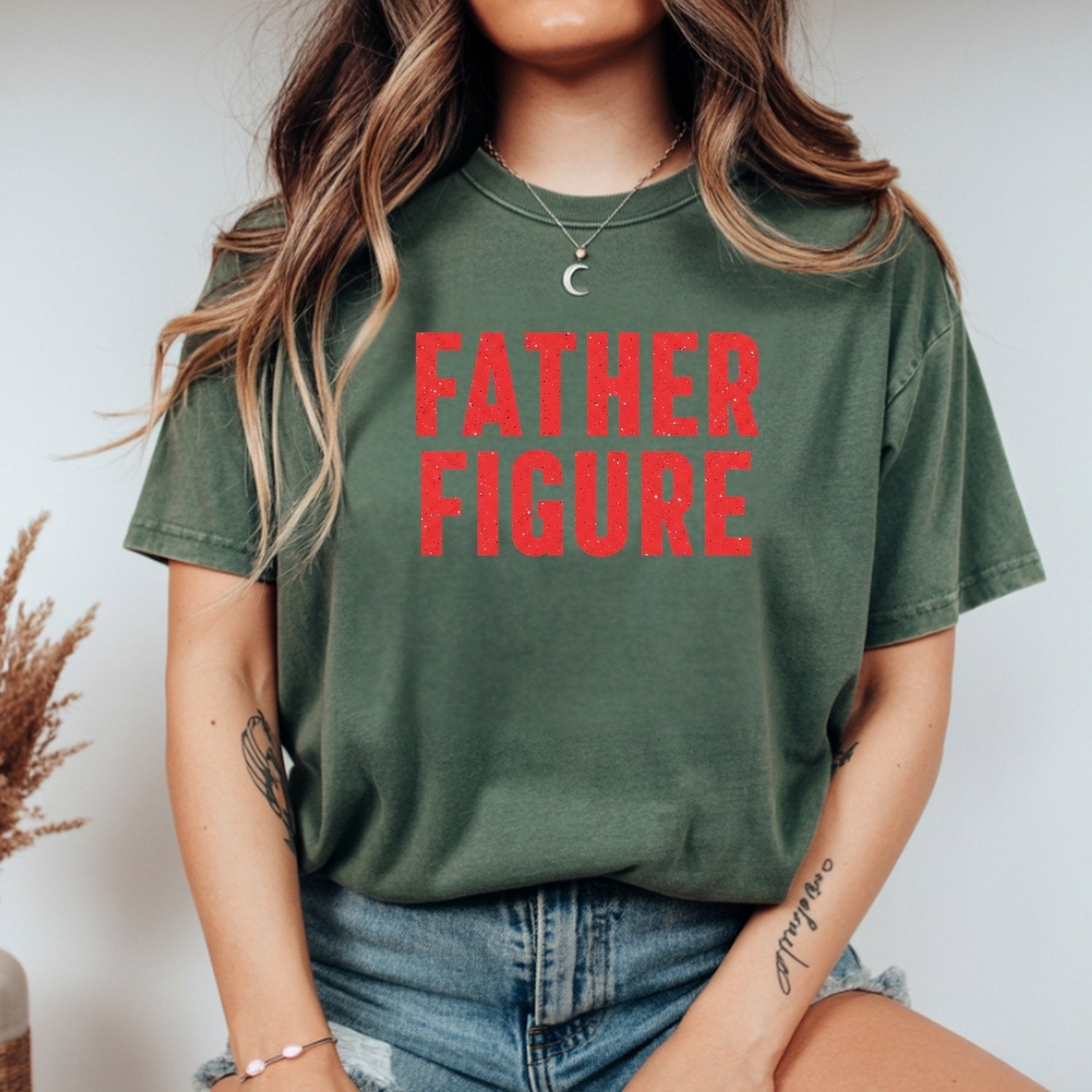 Father Figure Taylor T-Shirt – Funny Retro Pop-Inspired Graphic Tee