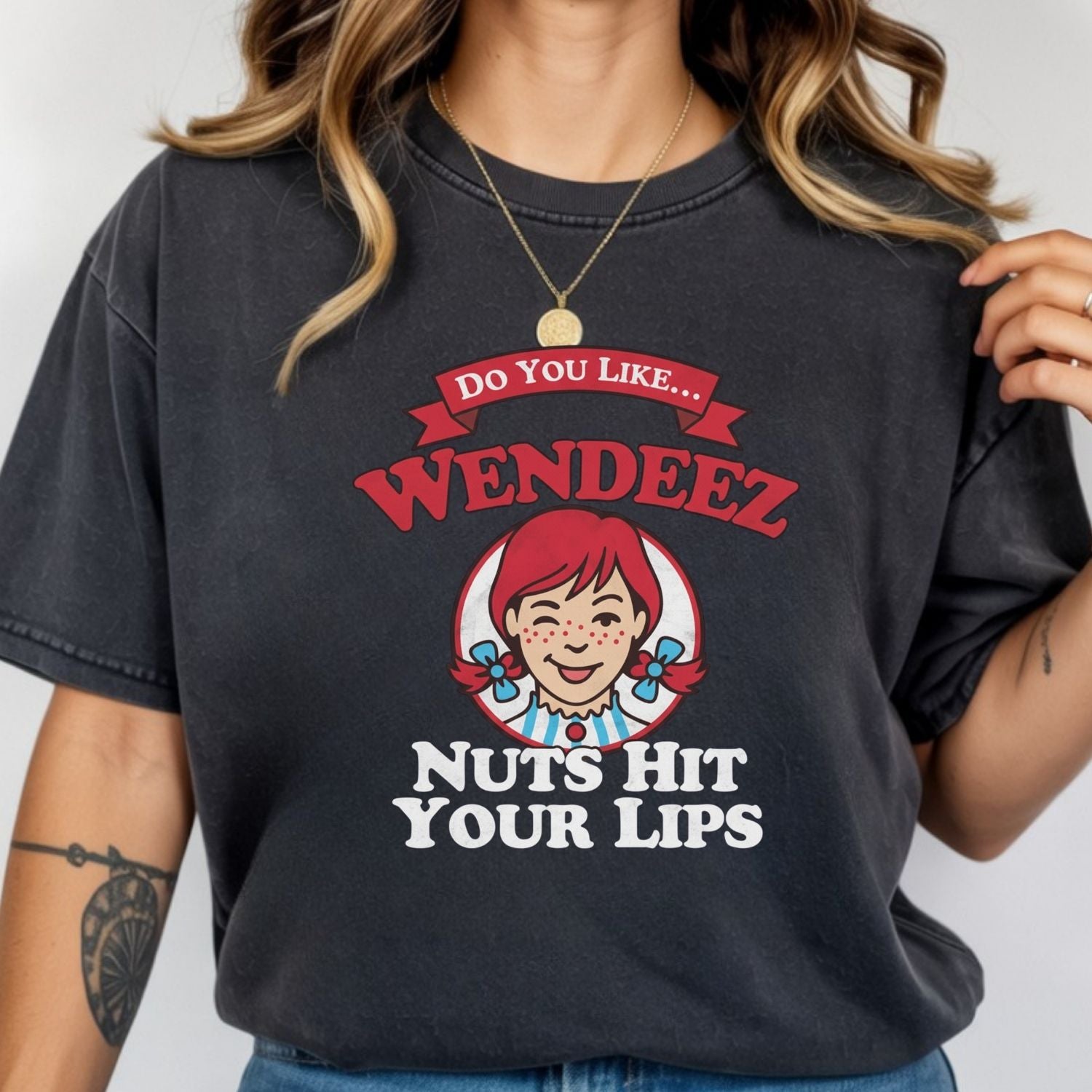 Wendeez Nuts Hit Your Lips Funny Retro Meme Shirt – Cheeky Humor Tee, Embarrassing Joke Gift for Adults