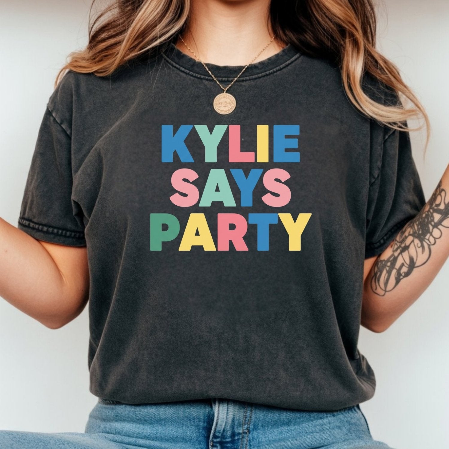 Kylie Says Party Shirt – Retro Disco Pop-Inspired Graphic Tee