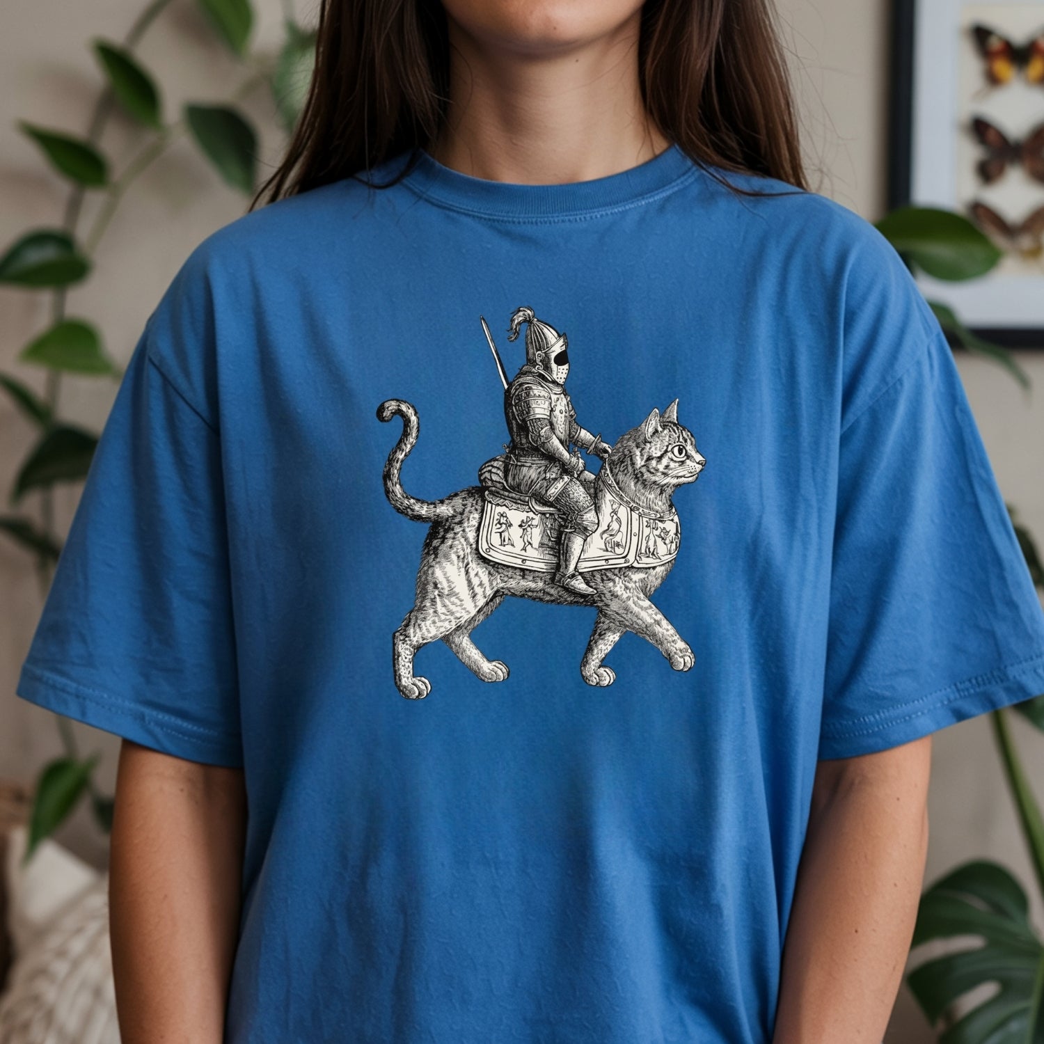 Retro Cat Knight Graphic T-Shirt – Vintage Medieval Tattoo Style – Dark Y2K Kitten Tee