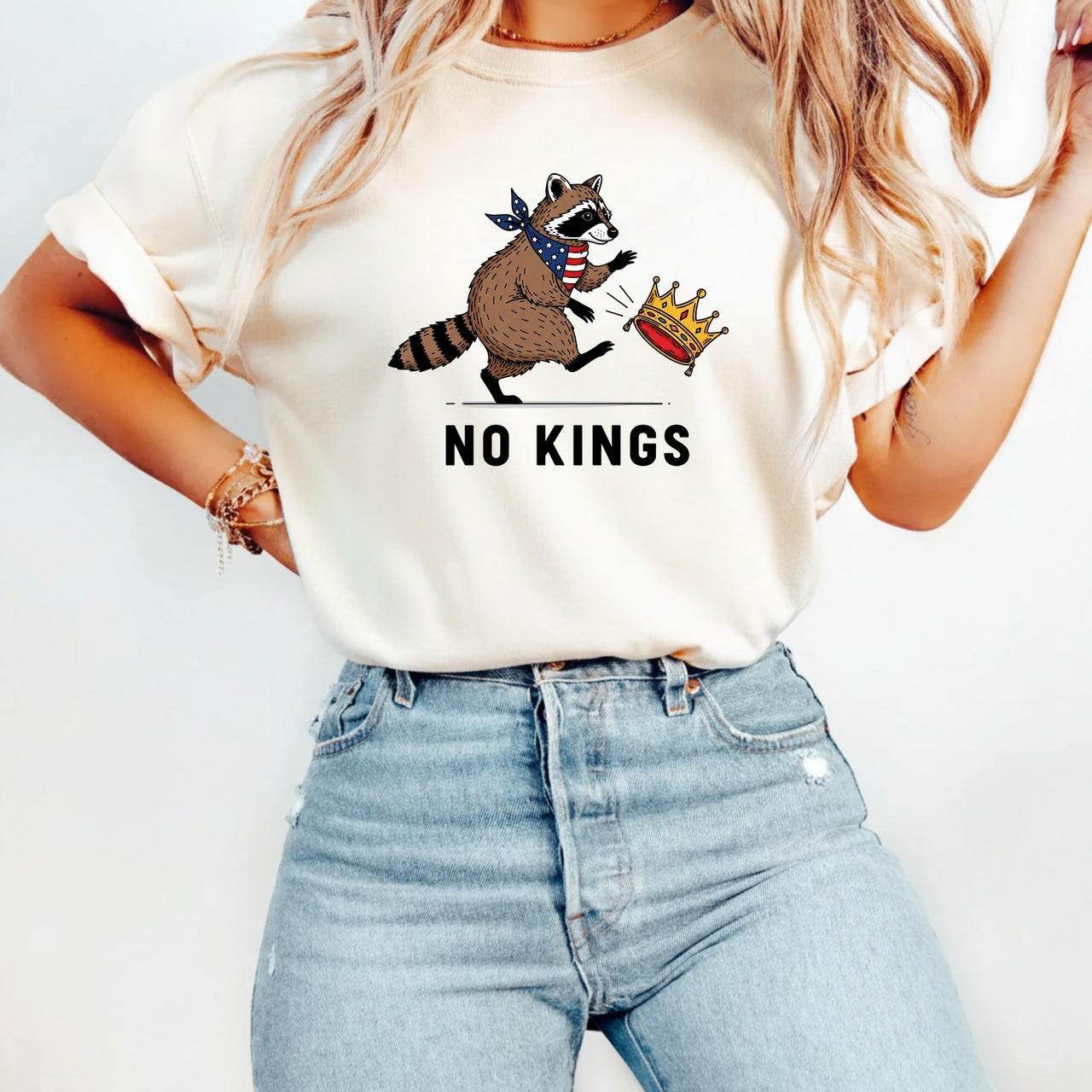 No Kings Raccoon Graphic T-Shirt - Freedom and Independence Shirt – Funny Parody Top