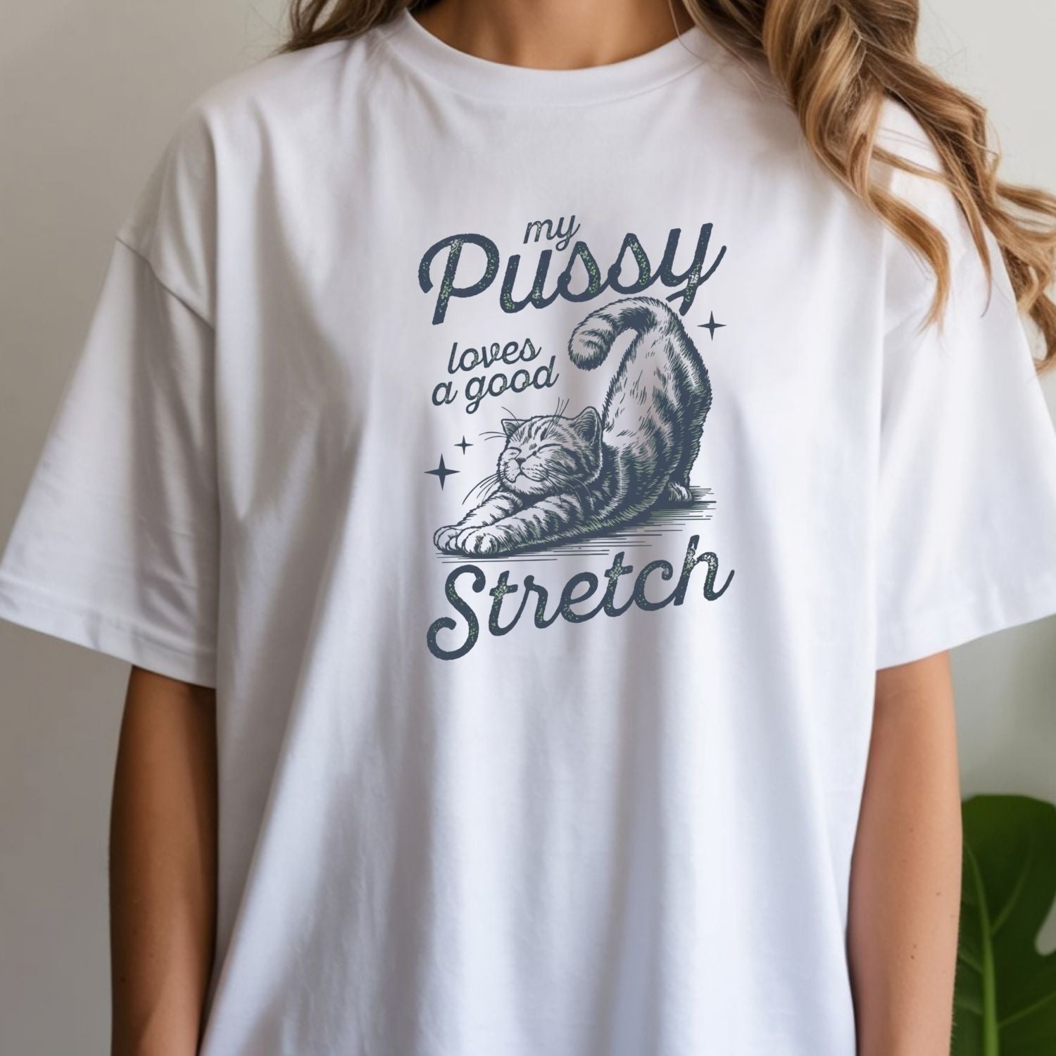Cheeky Cat Shirt – Funny Stretching Cat Tee, Retro Humor Gift for Her