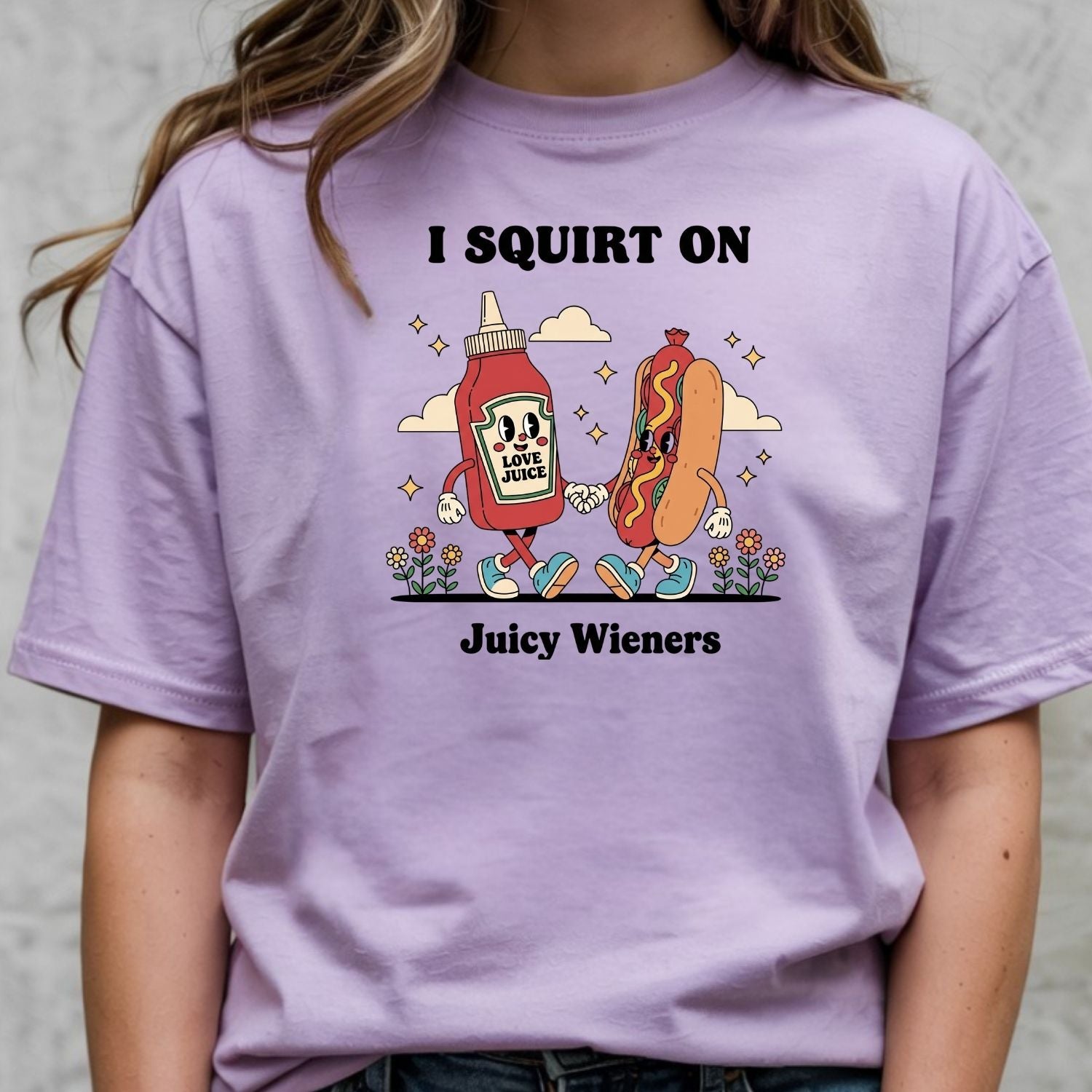 Retro Funny I Squirt On Juicy Wieners Hot Dog Tee - Raunchy Humor Shirt - Cute Food Meme T-Shirt