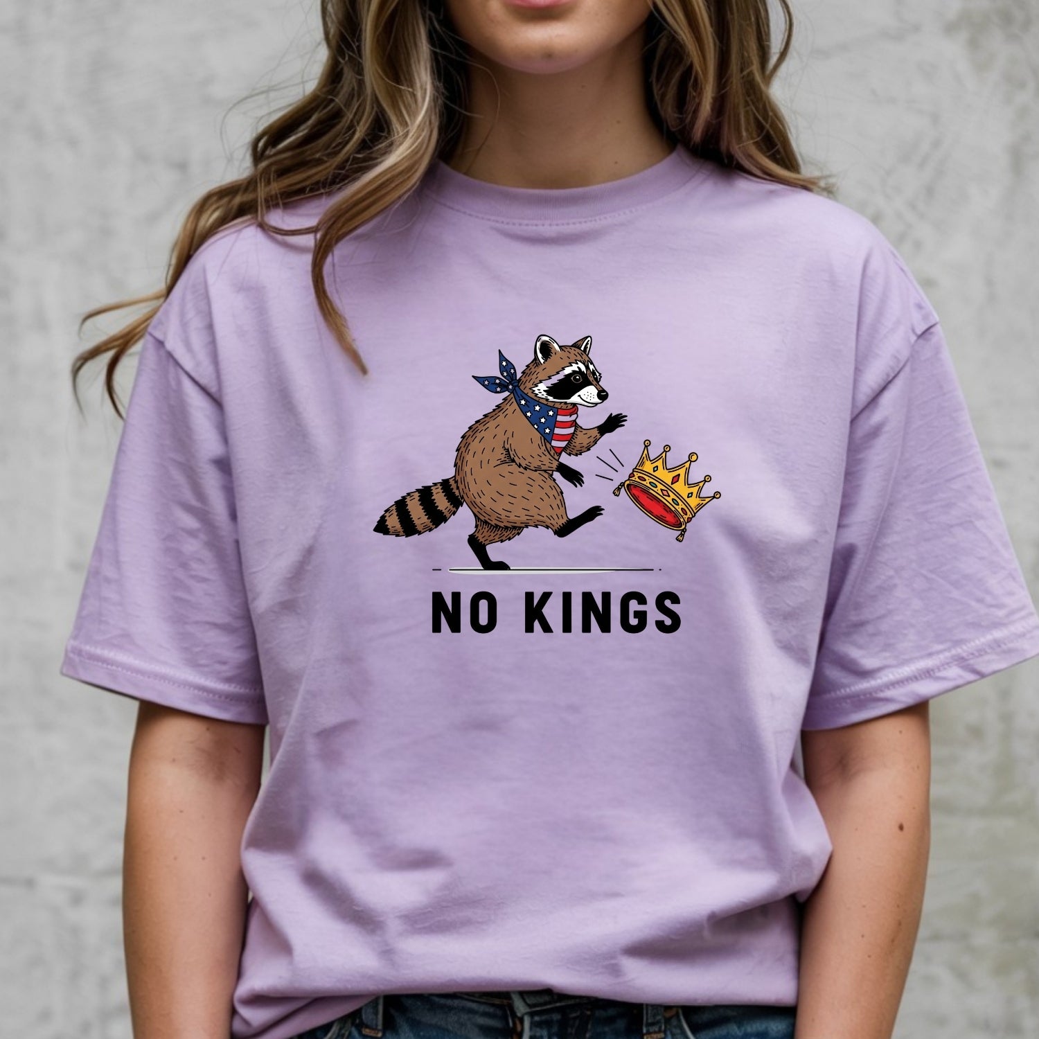 No Kings Raccoon Graphic T-Shirt - Freedom and Independence Shirt – Funny Parody Top