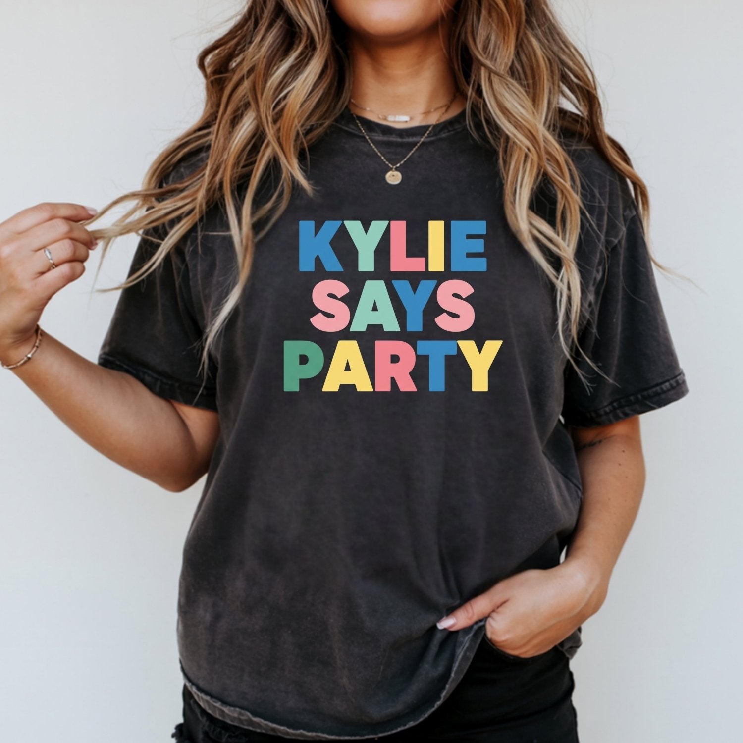 Kylie Says Party Shirt – Retro Disco Pop-Inspired Graphic Tee