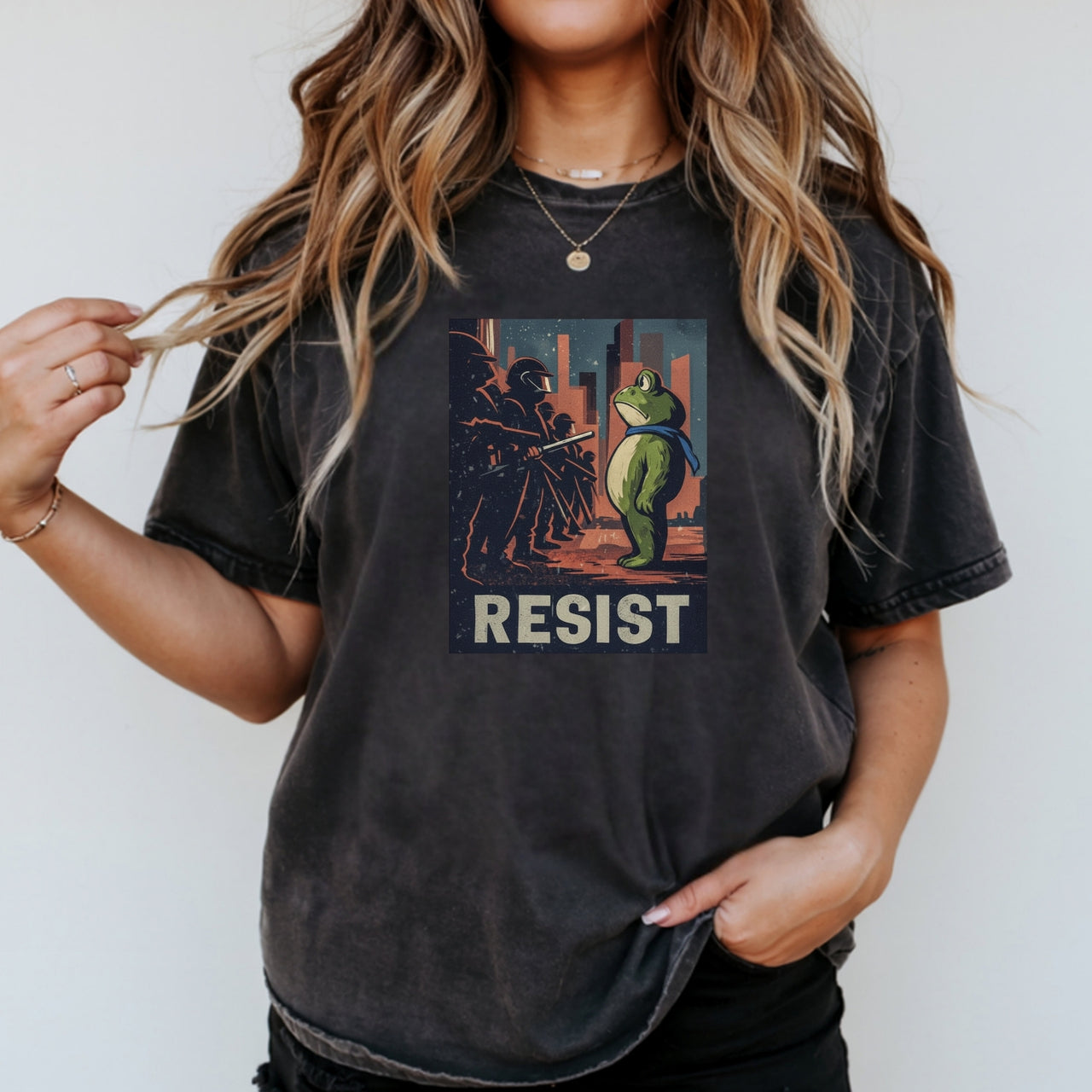 Resist Portland Frog Shirt – Funny Rebel Graphic Tee – No Kings Freedom Design