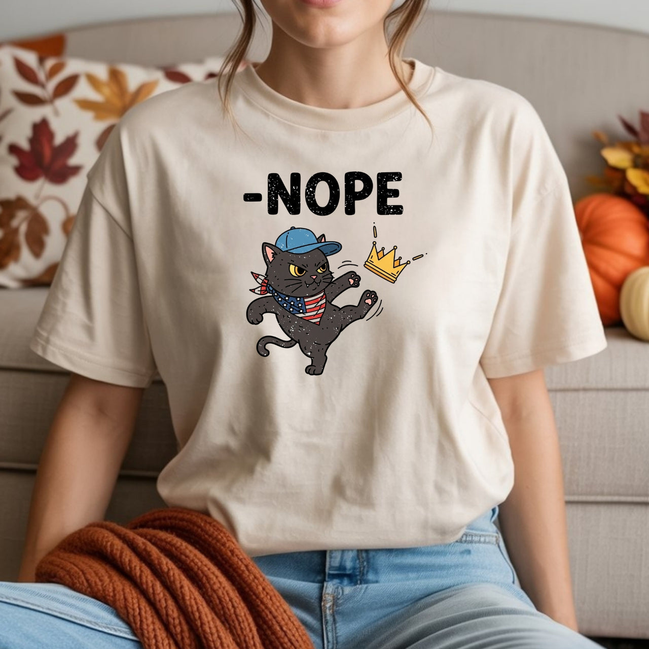 No Kings in America Tee – Black Cat Parody Shirt – Liberty & Humor Graphic Top