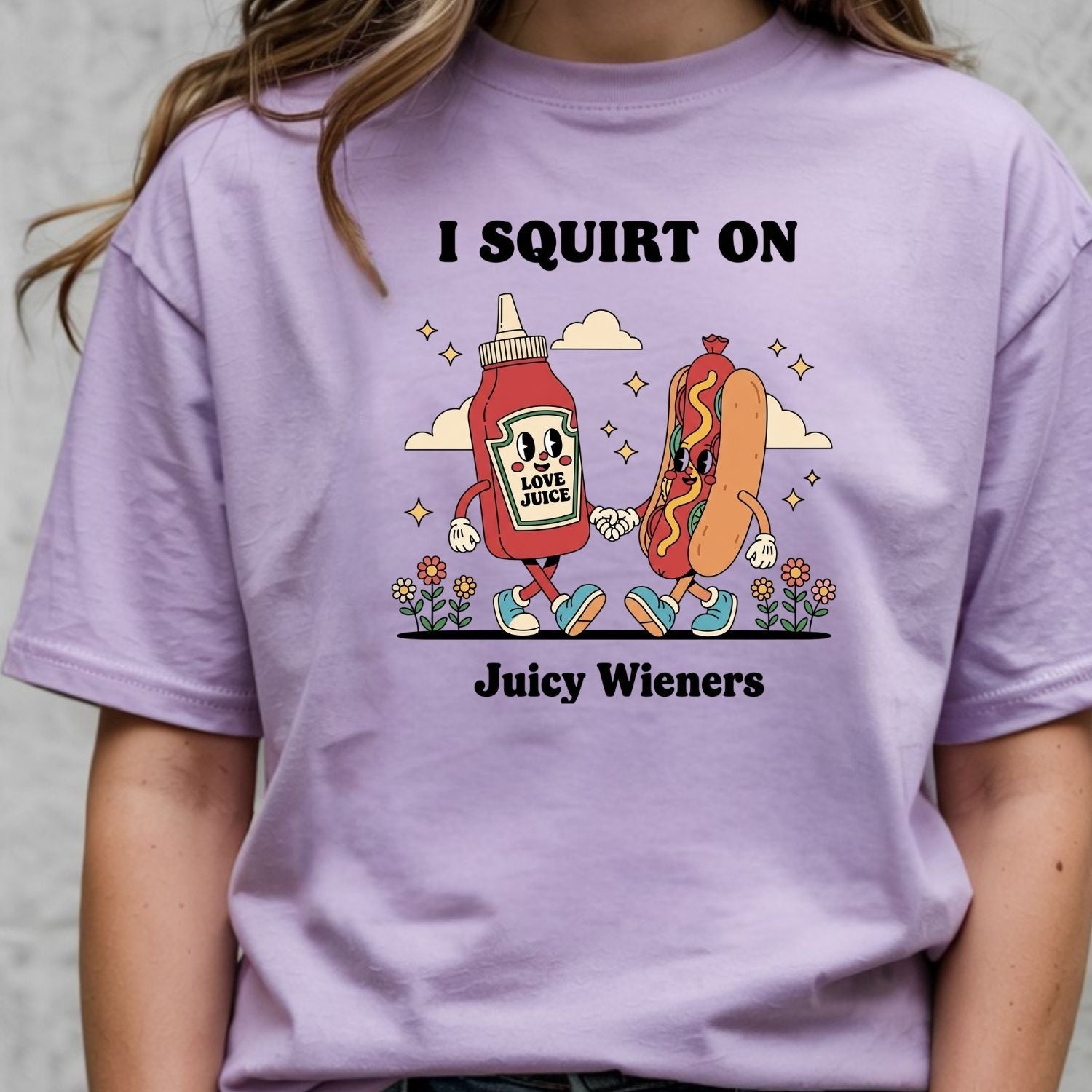 Retro Funny I Squirt On Juicy Wieners Hot Dog Tee - Raunchy Humor Shirt - Cute Food Meme T-Shirt