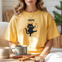 No Kings in America Black Cat T-Shirt – Funny Patriotic Meme Tee – Independence Graphic Top