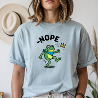 No Kings Streetwear T-Shirt – Frog Graphic Cotton Top for Men & Women