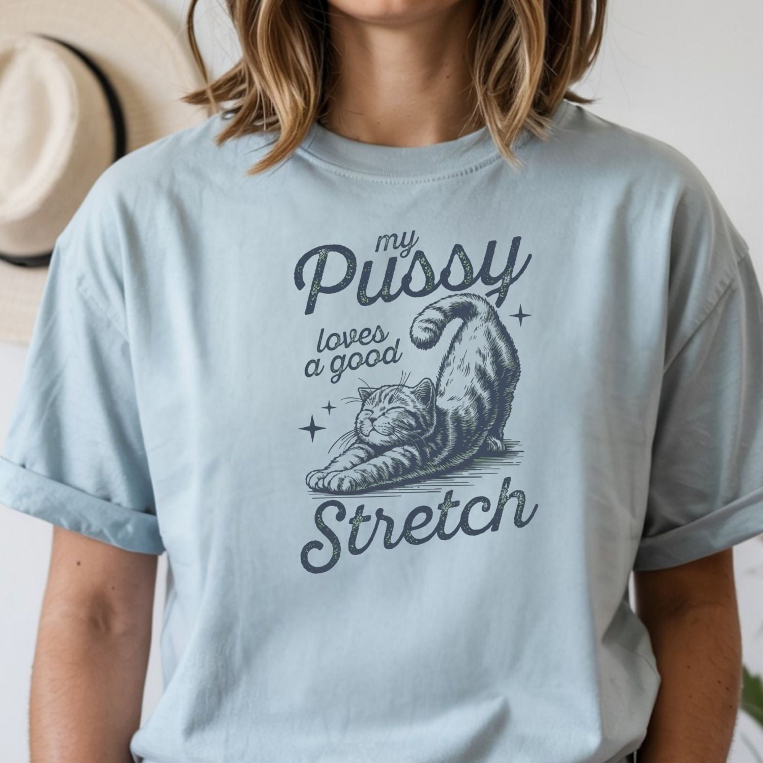 Cheeky Cat Shirt – Funny Stretching Cat Tee, Retro Humor Gift for Her