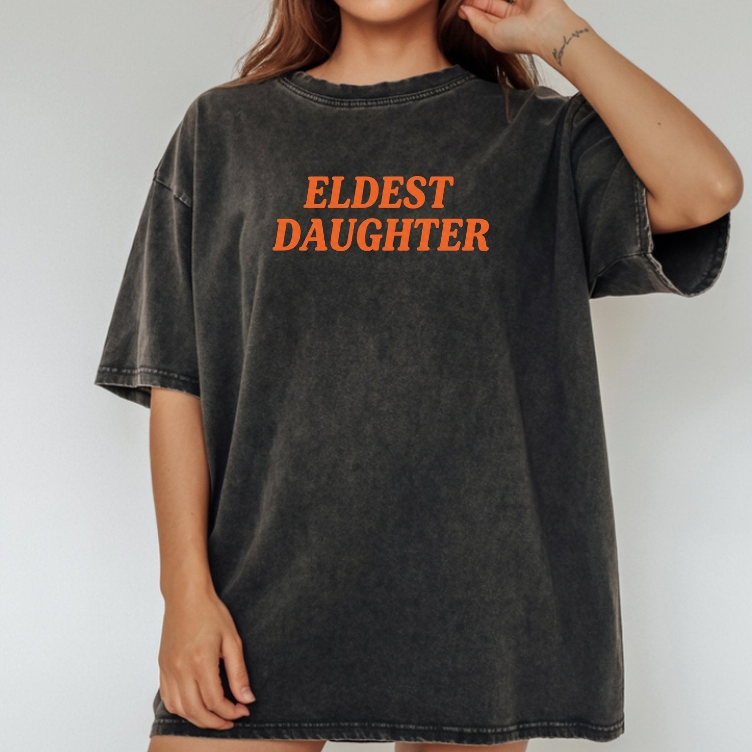 Retro Eldest Daughter Tee – Funny Aesthetic Graphic Shirt