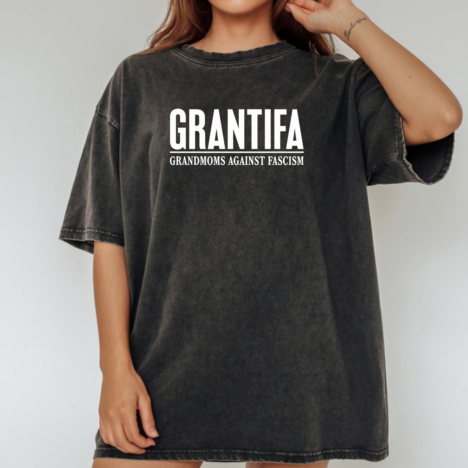 Grantifa Grandmoms T-Shirt – Funny Grandma Meme Graphic Tee