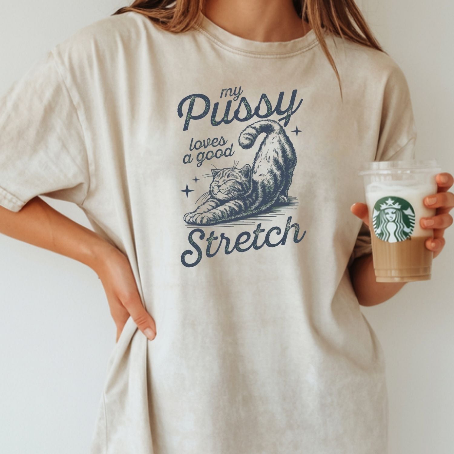 Cheeky Cat Shirt – Funny Stretching Cat Tee, Retro Humor Gift for Her