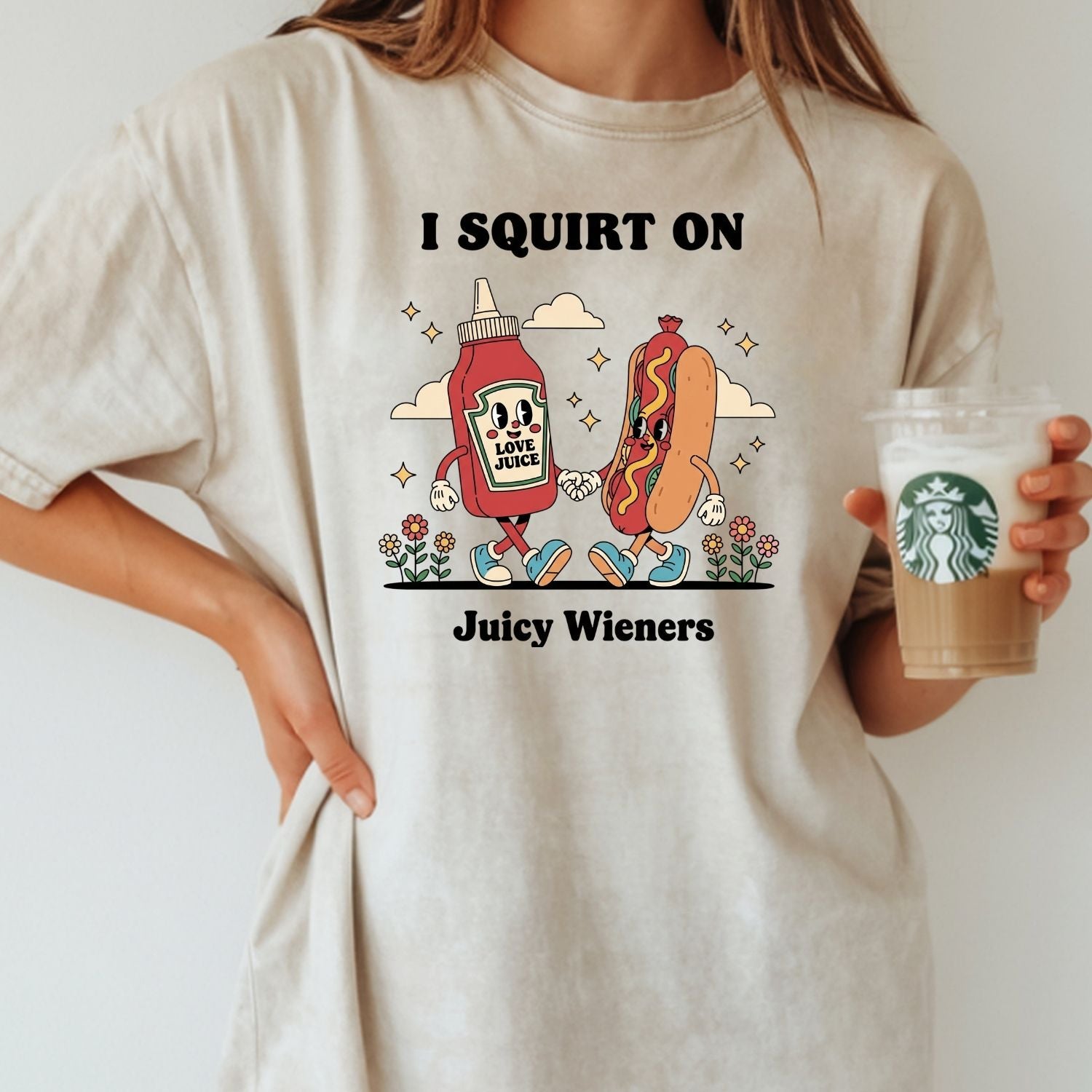 Retro Funny I Squirt On Juicy Wieners Hot Dog Tee - Raunchy Humor Shirt - Cute Food Meme T-Shirt