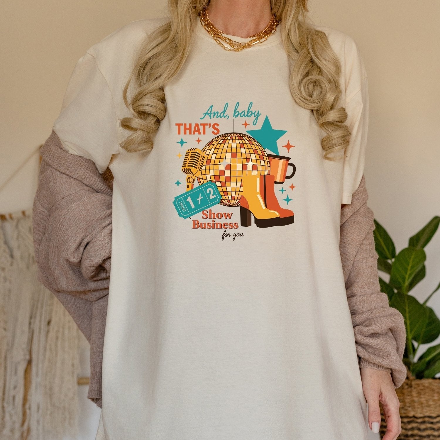 Showgirl Life T-Shirt – Retro Show Business Classic Graphic Tee