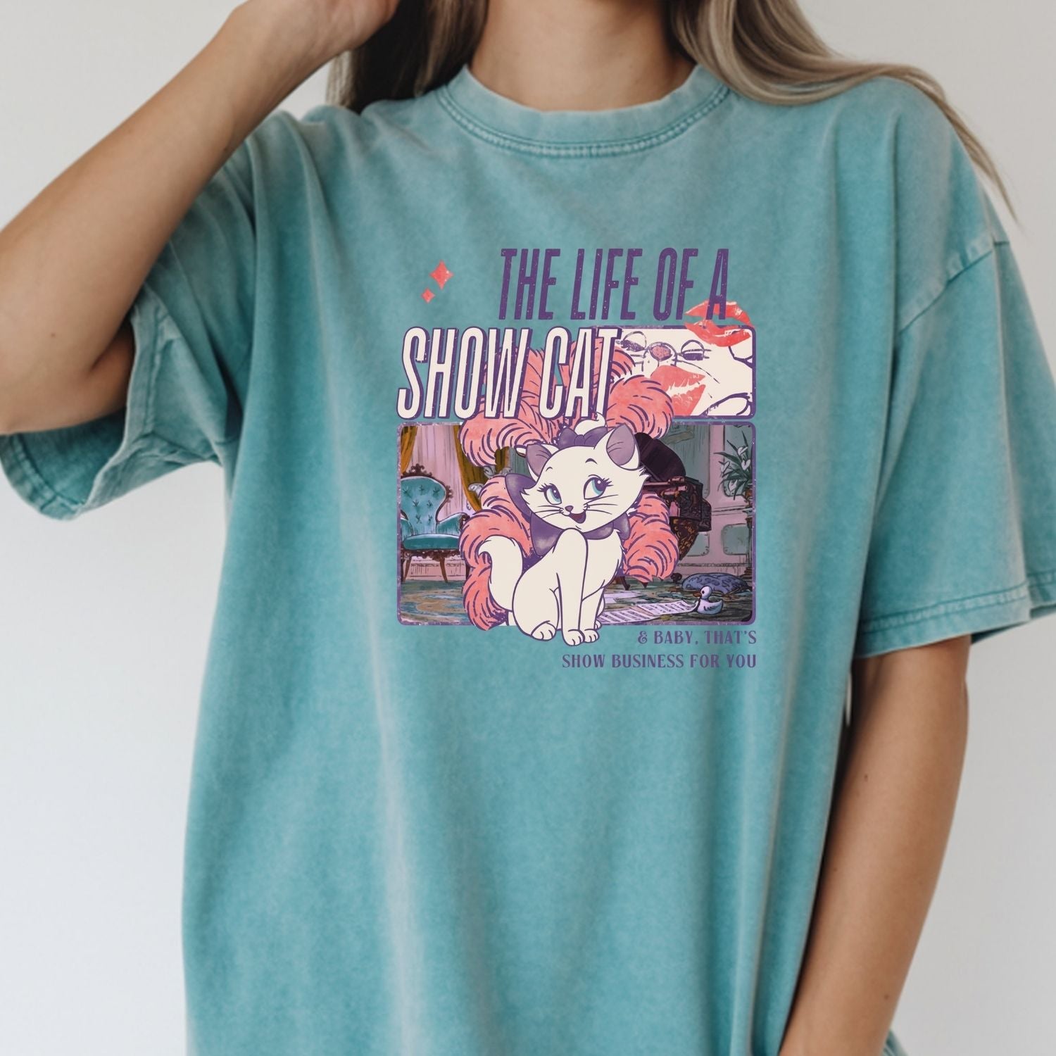 Showgirl Cat Shirt - Vintage The Life of a Showcat Tee - Cute Retro Cat Graphic T-Shirt