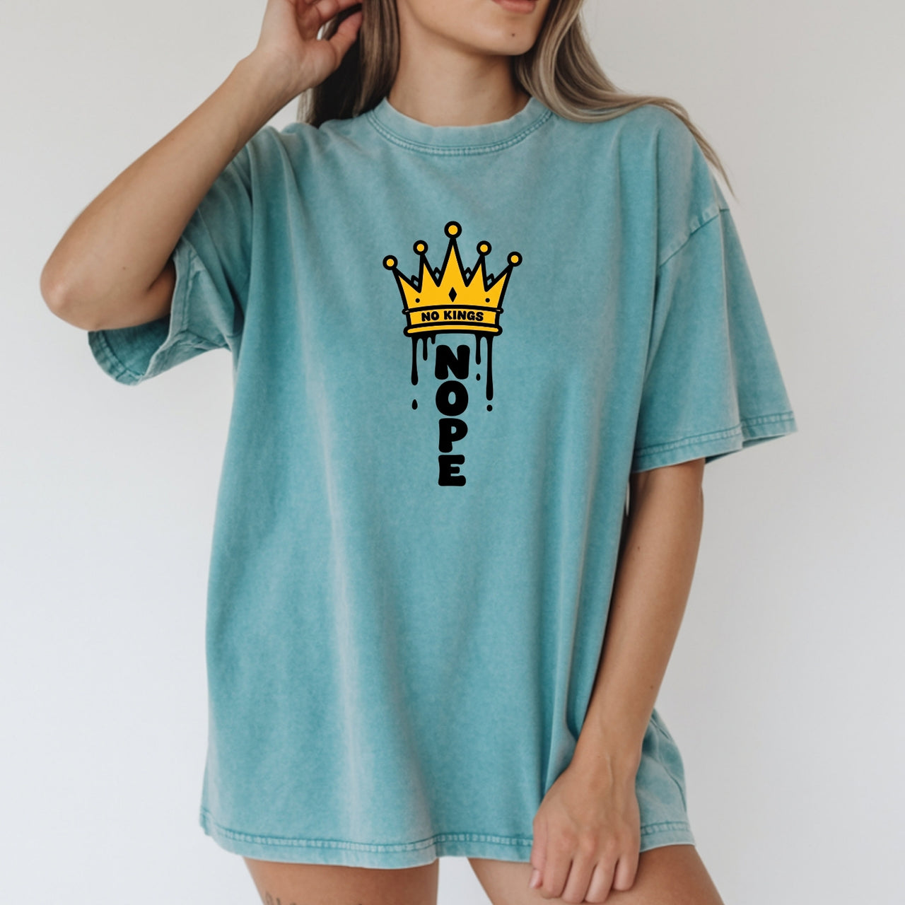 No Kings T-Shirt – Crown Graphic Tee, Patriotic Freedom Protest Design