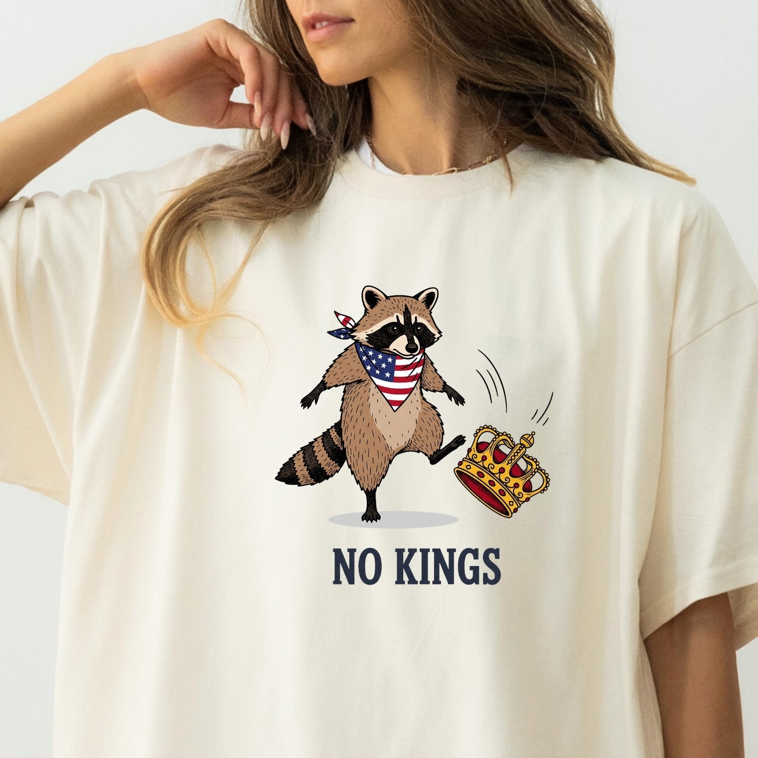 No Kings Raccoon T-Shirt – Funny American Rebel Tee – Patriotic Humor Graphic Top