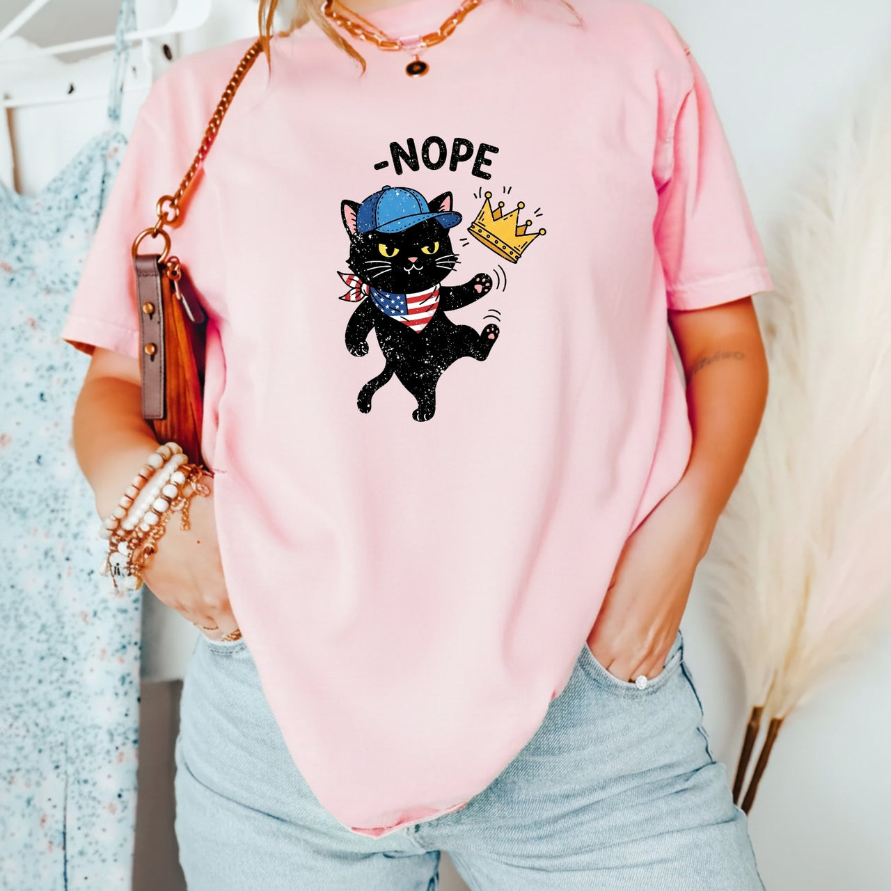 No Kings Shirt – Black Cat Parody Tee – Funny Democracy Meme T-Shirt